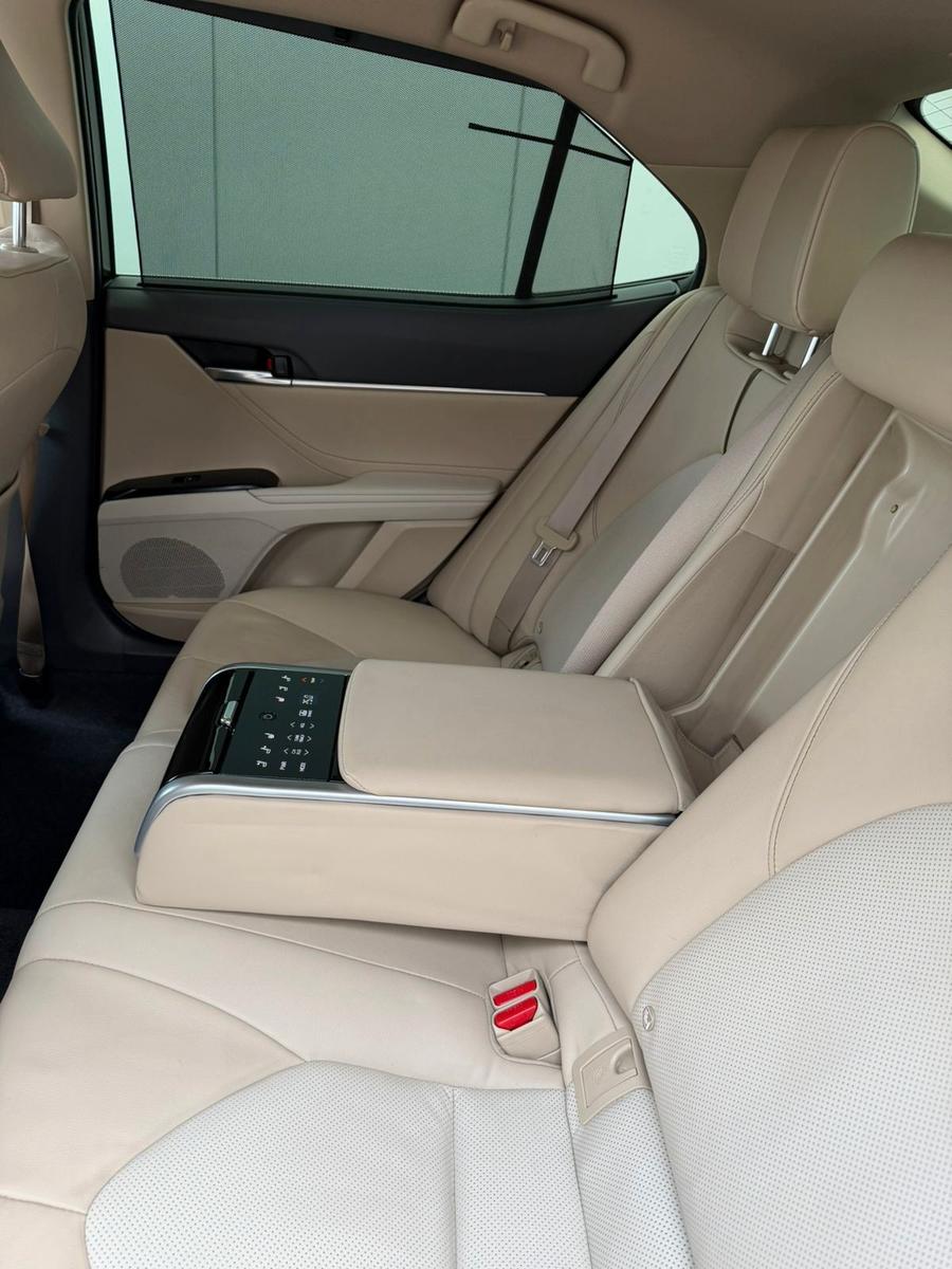Toyota Camry Executive