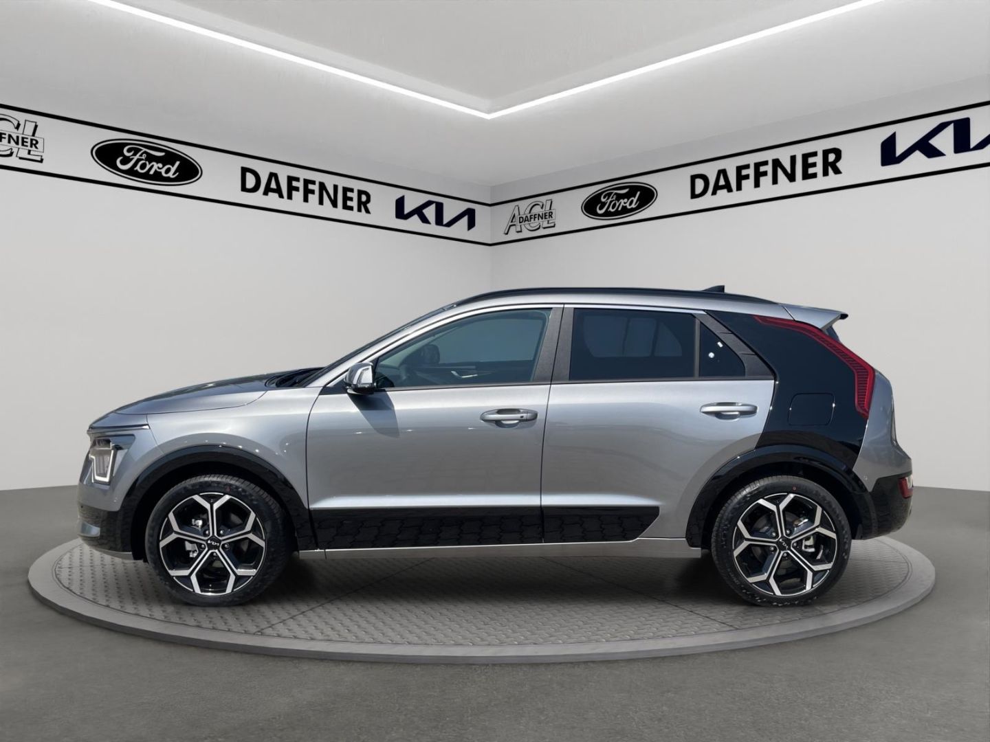 Fahrzeugabbildung Kia Niro Hybrid Spirit Sitzkühlung SpurhalteASS DAB