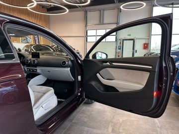 MYAUTOCENTER – Gebraucht- und Jahreswagen mit Werkstattservice in Pfaffenhofen Audi A3 attraction *Panorama*Klima*Freisprech*Xenon*