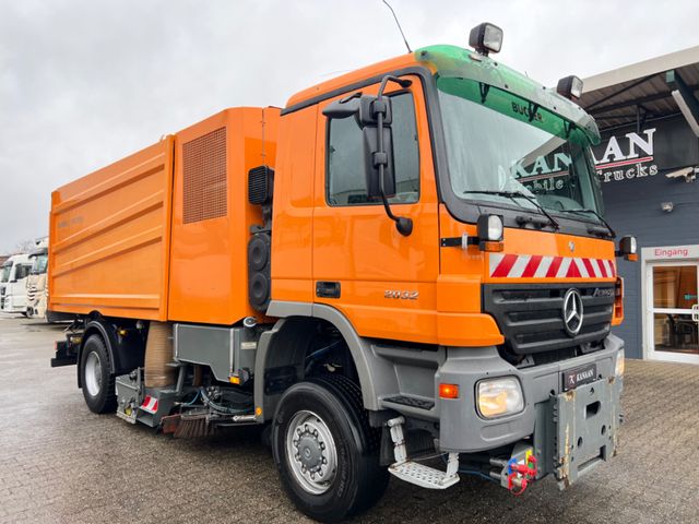 Mercedes-Benz 2032 Actros 4x4 Bucher STKF 9500  AIRPORT  KLIMA