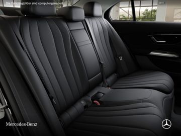 Mercedes E 220 - 12