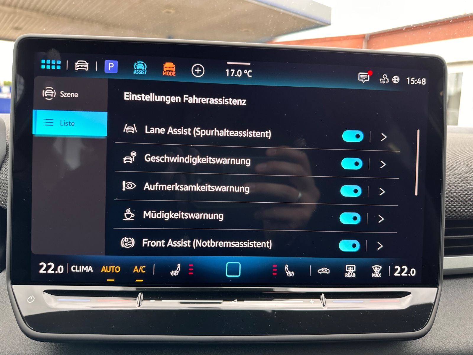 Fahrzeugabbildung Volkswagen T-Roc R Line 1.5 eTSI DSG APP/ACC/AHK/LED/eHeck