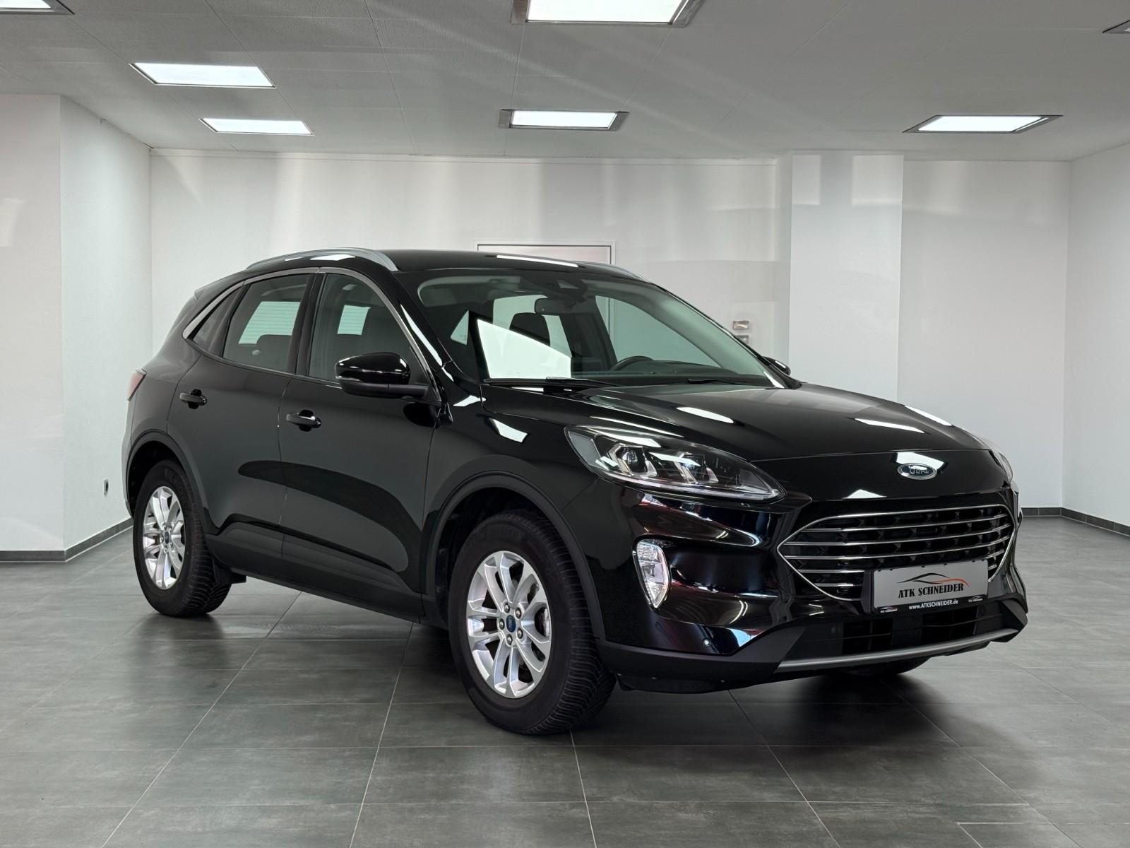 Ford Kuga Titanium/NAVI/KAM/CARPLAY/DAB/SHZ/LED