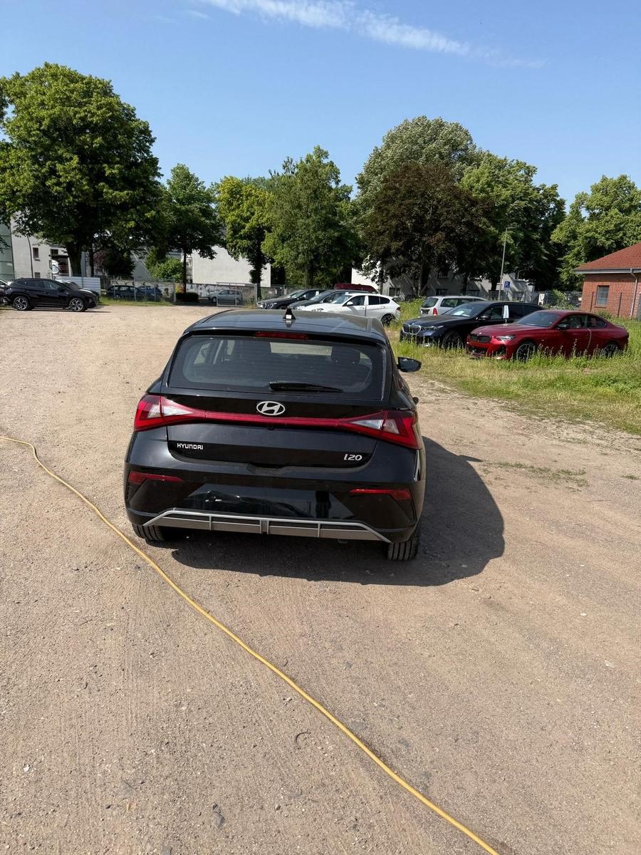 Hyundai i20 TREND, MY26, 1.0 T-GDI , 7-DCT, NAVI, LM, KL