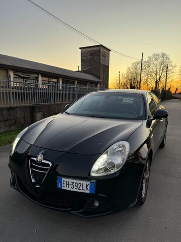 Alfa Romeo Giulietta 2.0 JTDm-2 140 CV Distincti