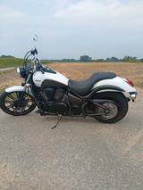 Kawasaki VN 900  Custom  - KAWASAKI CUSTOM