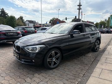 Fahrzeugabbildung BMW 116i Lim Aut. Navi Sport Line GSD PDC MFL Xenon