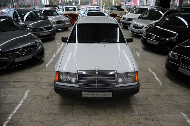 Mercedes-Benz 200E W124 *H-Zulassung*