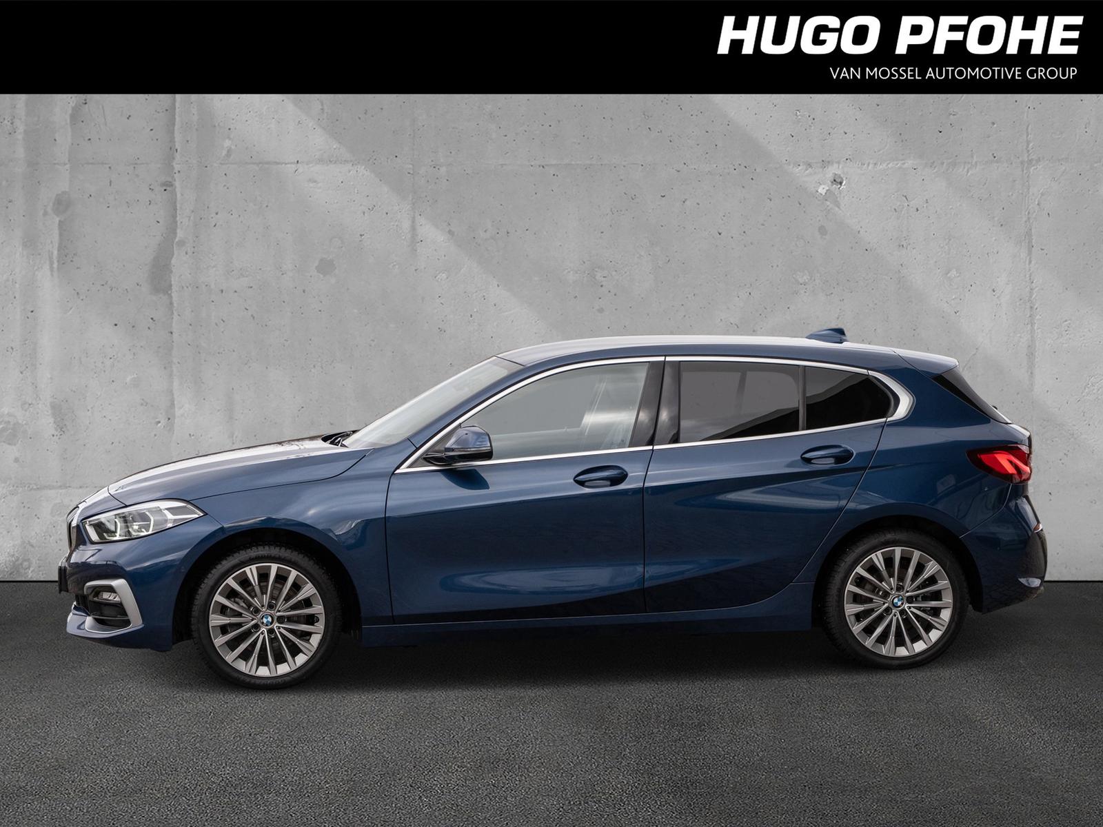 BMW 118d Luxury Line . ACC