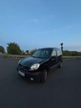 Renault Kangoo Automatik Anhängerkupplung - gebrauchte Renault Kangoo aus dem Jahr 2005