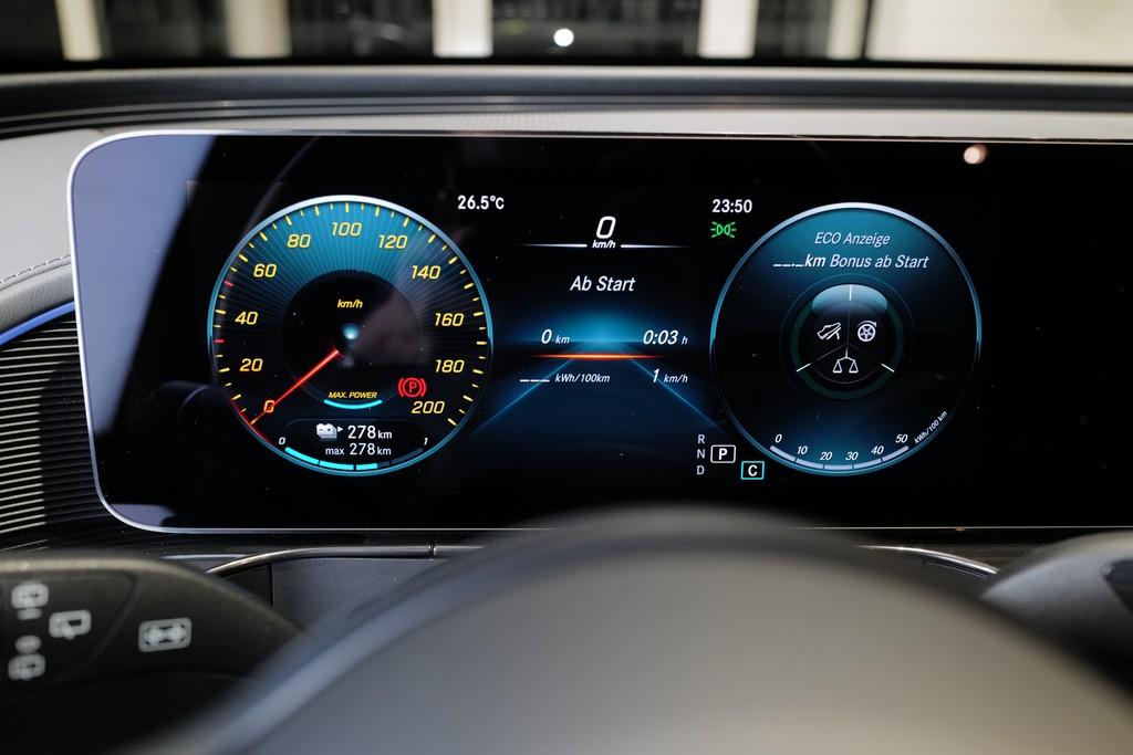 Mercedes-Benz EQC 400 4Matic 4x4 Keyless AHK Multibeam Navi
