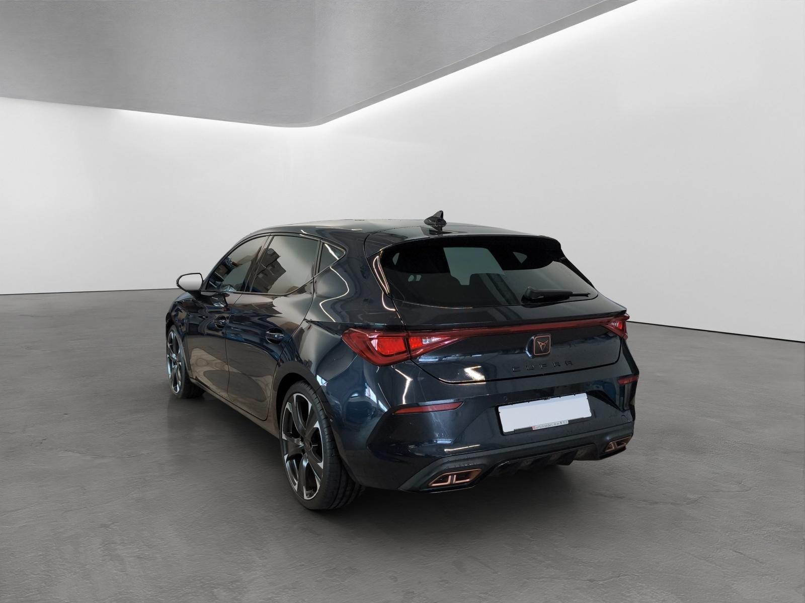 Cupra Leon 1.4 e-Hybrid DSG VZ LED+NAVI+19+EL.SITZ+KAM