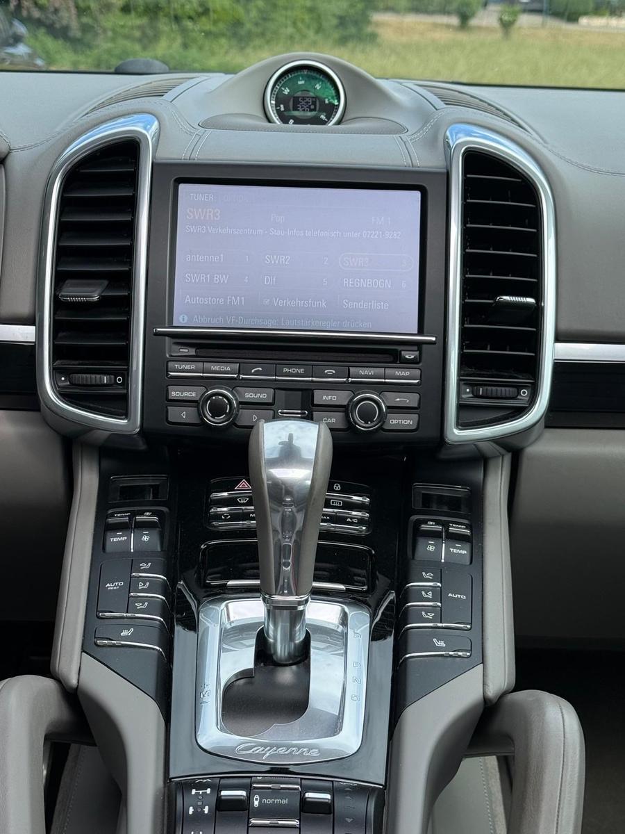 PORSCHE CAYENNE S - TOIT PANO - 2EME MAIN