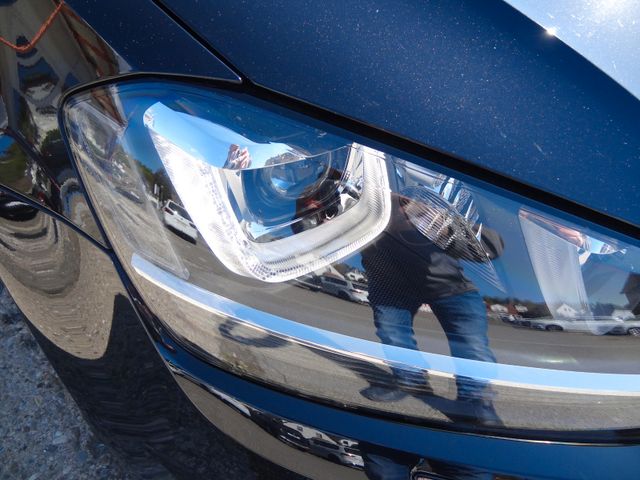 Fahrzeugabbildung Volkswagen Golf VII Lim. Lounge/1.Hd/38TKM/Xenon/PDC/