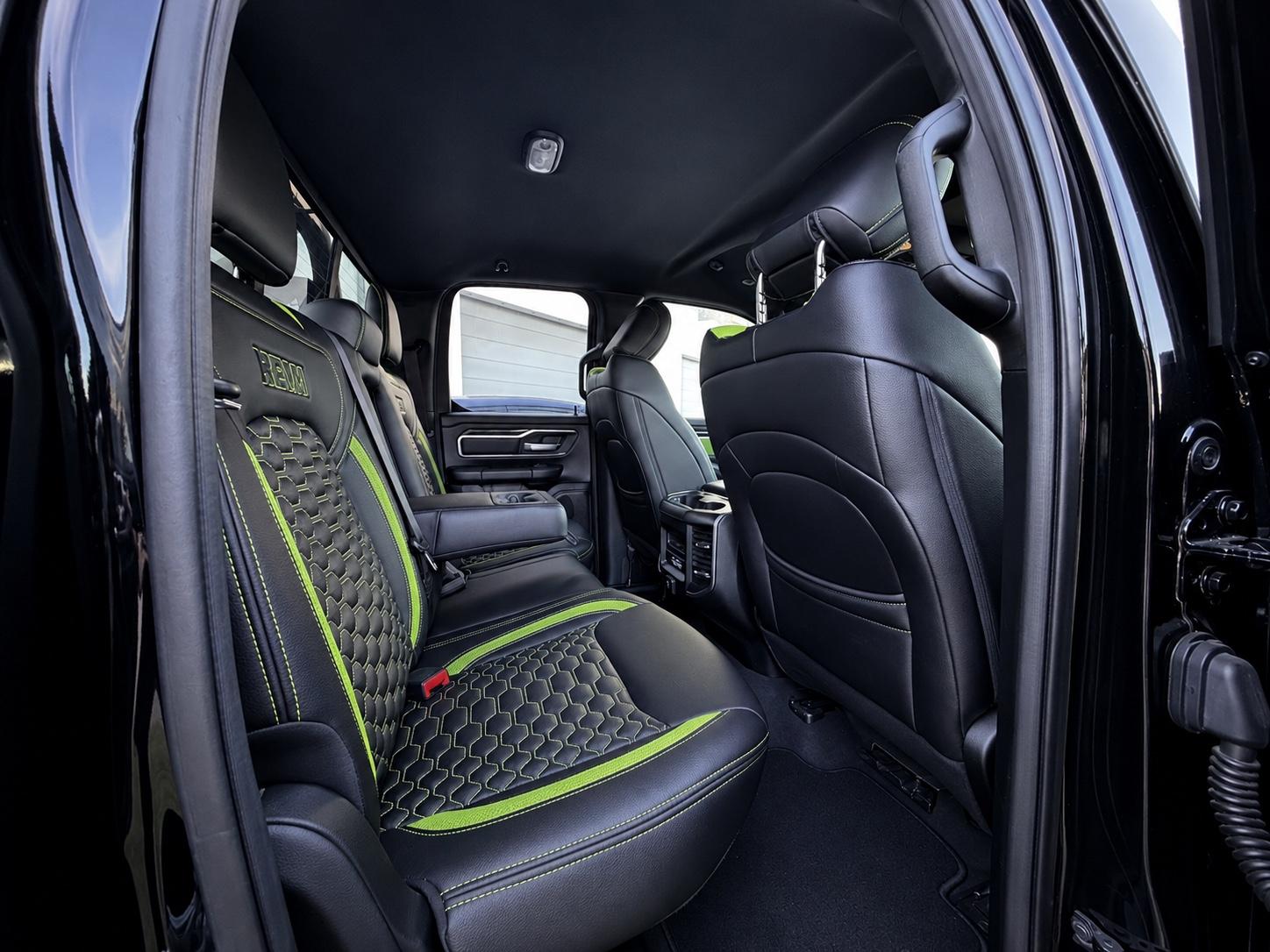 Dodge RAM 5.7 HEMI BIGHORN 4x4 LED LEDER NAVI LPG