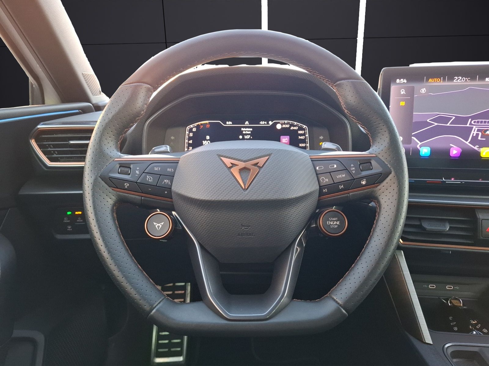 Fahrzeugabbildung CUPRA Leon ST VZ DSG 4Drive LED AHK Navi Beats LHZ ACC