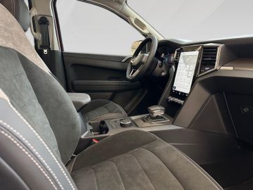 Volkswagen Amarok - 11