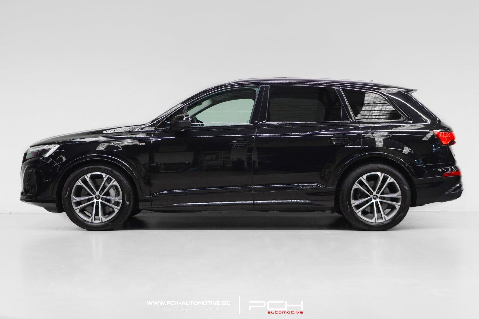 Audi Q7 55 TFSie PHEV Quattro S-Line Tiptronic - VAT imagem 3