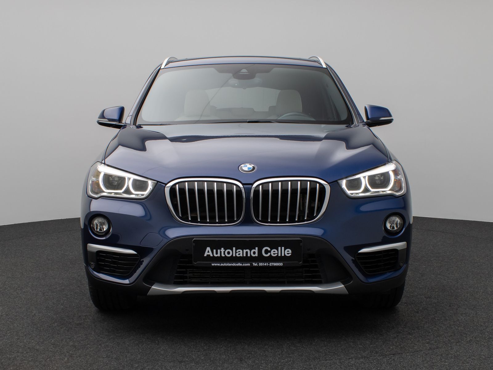 Fahrzeugabbildung BMW X1 sD20i xLine Panorama HUD H/K AHK Leder Voll