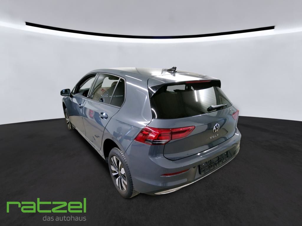 Fahrzeugabbildung Volkswagen Golf VIII Life 2.0 TDI DSG Navi AHK Kamera ACC L