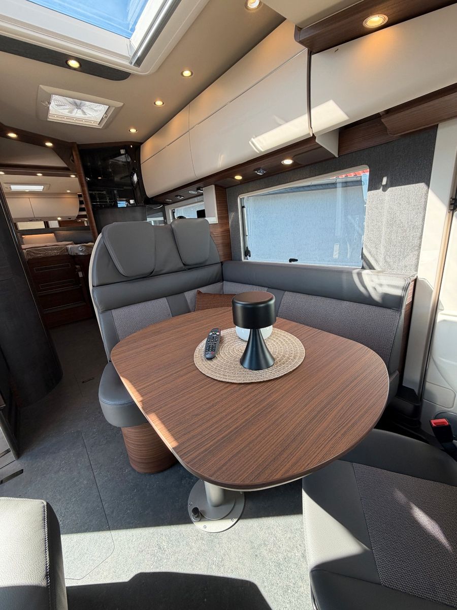 Fahrzeugabbildung Carthago chic c-line I 4.9 LE L Cortina Silverline