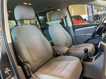 Seat Alhambra *7Sitzer*AHK*TEMPO*NAVI*2-Zonen*