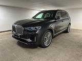BMW X7 xDrive40i -Head-Up-Adap.Tempomat-360° Kamera  - BMW X7 xDrive40i Gebrauchtwagen
