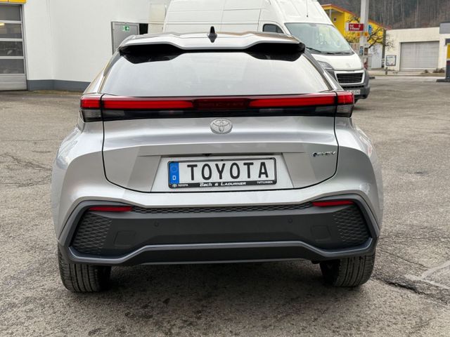 C-HR Plug-In Hybrid FWD Team Deutschland
