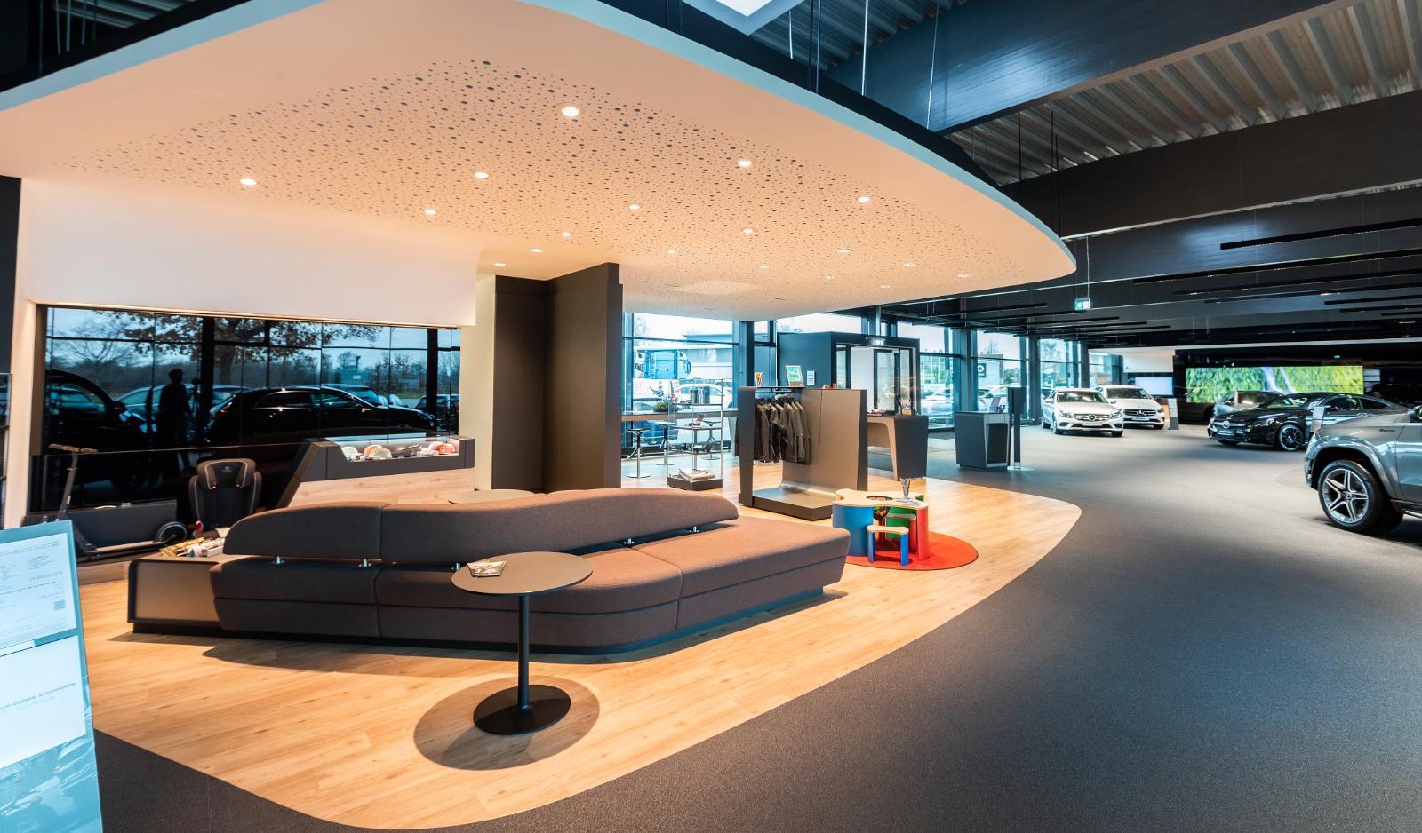 showroom-image-bottom