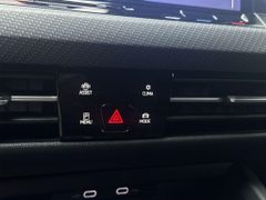 VW Golf R Variant 4Motion 320 PS  IQ.Light