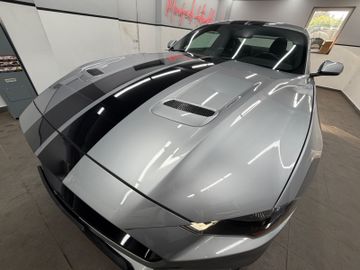 Ford Mustang - 5