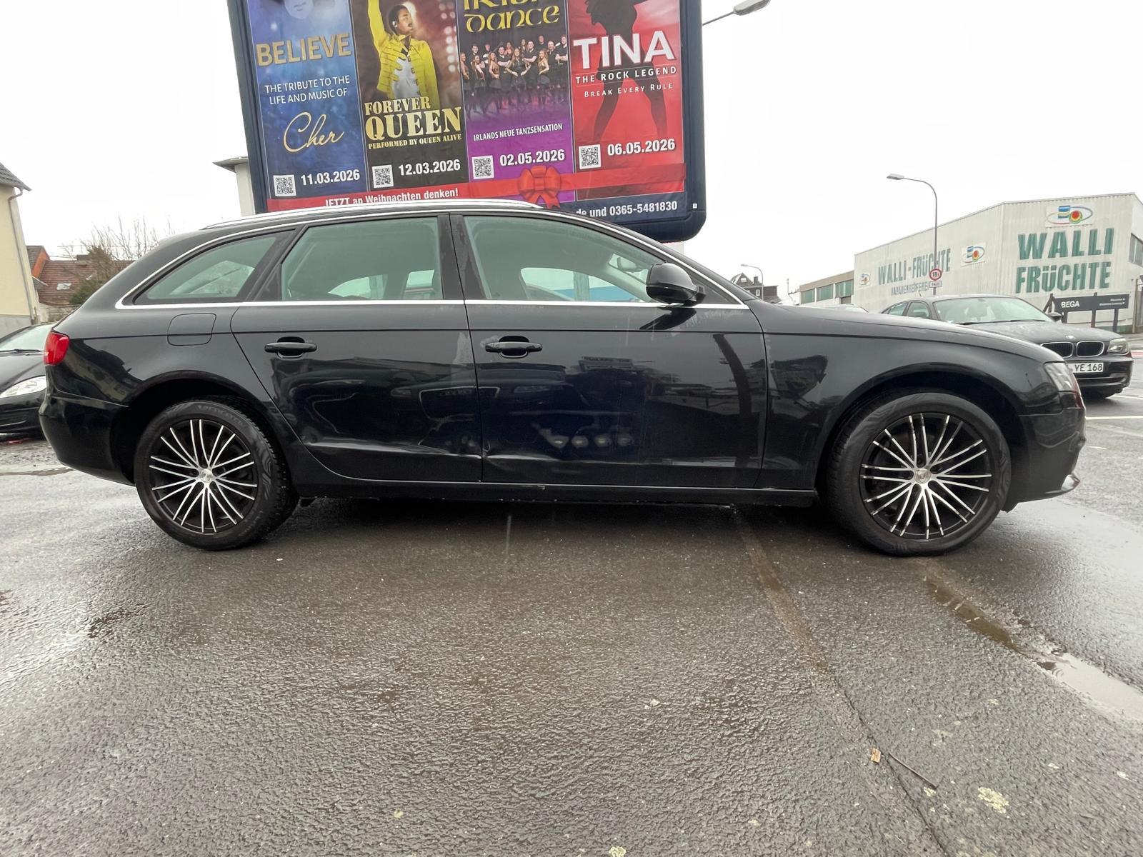 Audi A4 2011 — rear view