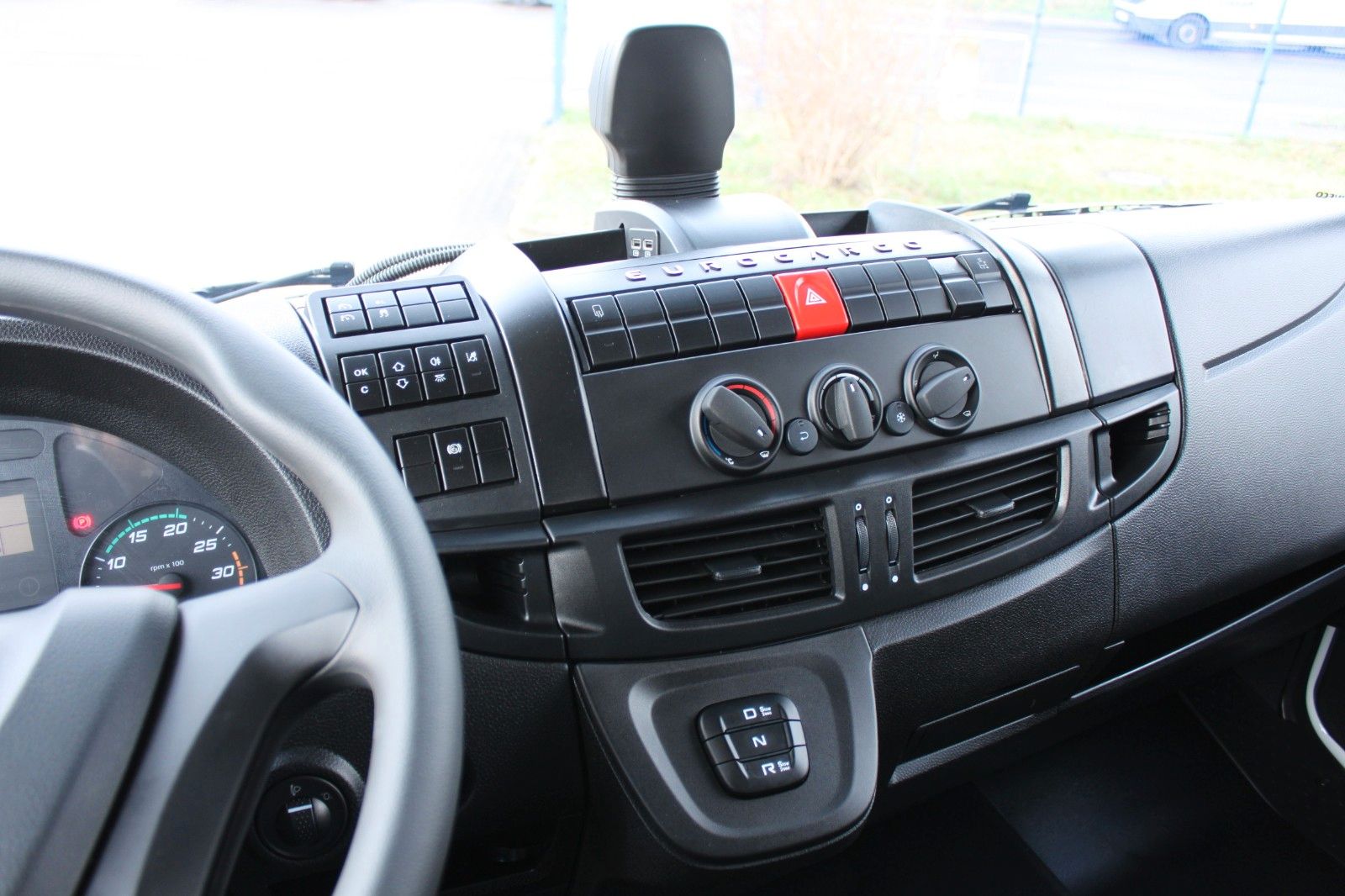Fahrzeugabbildung Iveco Eurocargo ML140E28K EVL_E