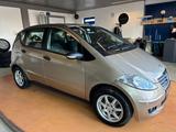 Mercedes-Benz A 170 81-TKM/AUTOMATIK/SHZ/PDC/MFL - Mercedes-Benz A 170: Automatik