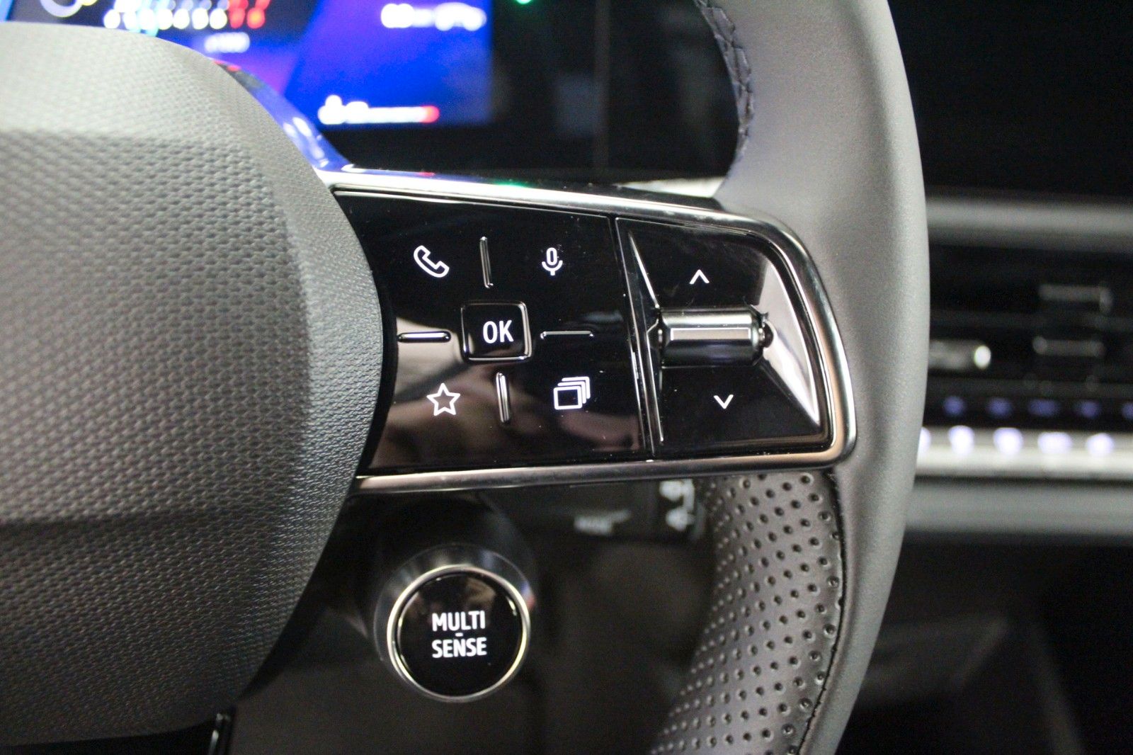 Fahrzeugabbildung Renault Clio VI TCe 115 Techno*Winter-Paket* #15688