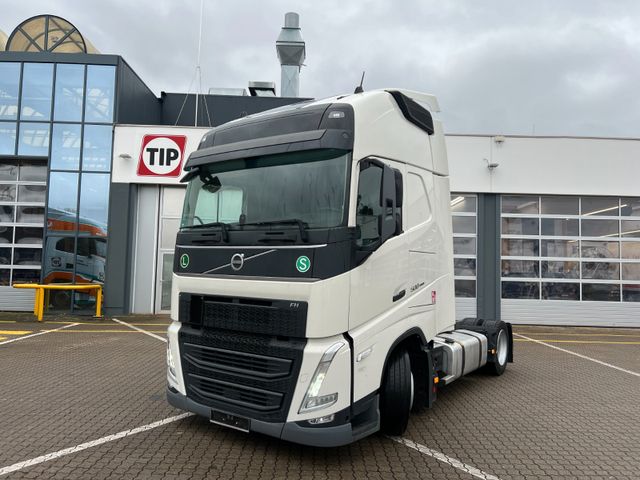 Volvo FH500 GlobetrotterXL/LowDeck/Standklima/VEB+/ACC