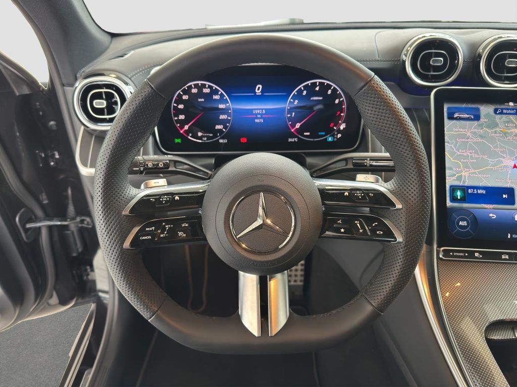 Fahrzeugabbildung Mercedes-Benz GLC 200 4MATIC AMG*Night*Navi*KeyLess*PDC*RFK