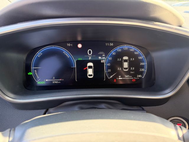 Toyota Corolla 1,8 Hybrid GR Sport HUD