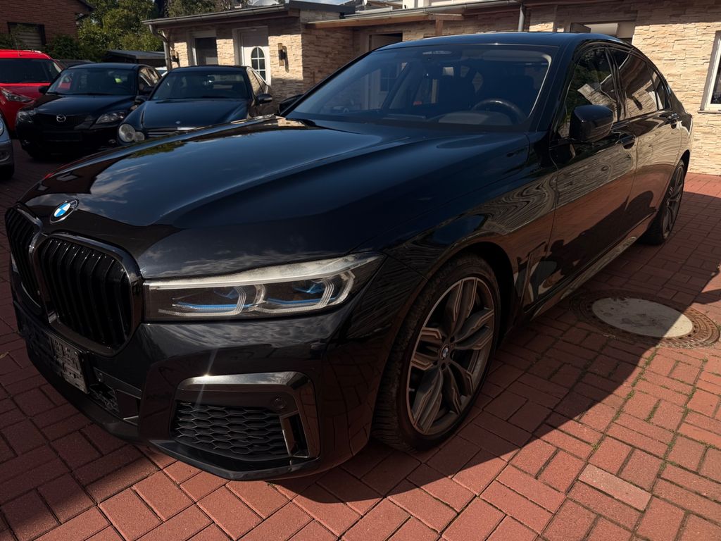 Image of BMW M760