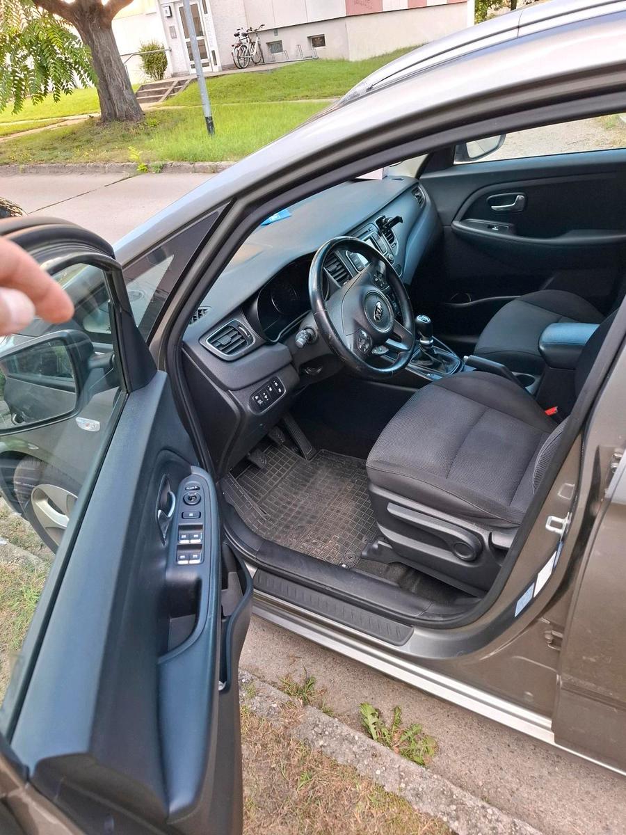 Opel Astra 2013 — photo 12