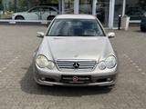Mercedes-Benz C 220 C Sportcoupe C 220 CDI - Mercedes-Benz Coupé aus dem Jahr 2002