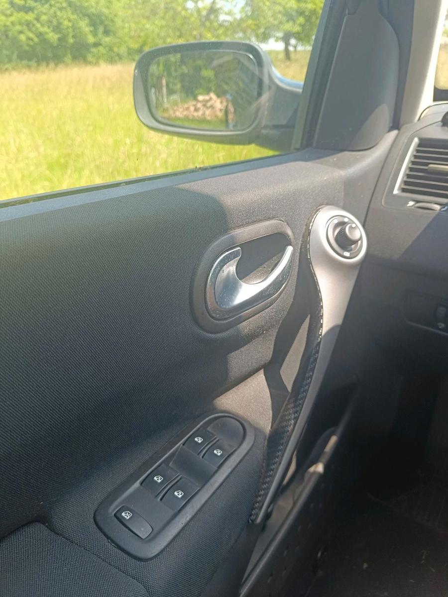 Renault Megane 2004 — photo 9