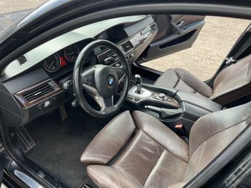 BMW 520 - 8