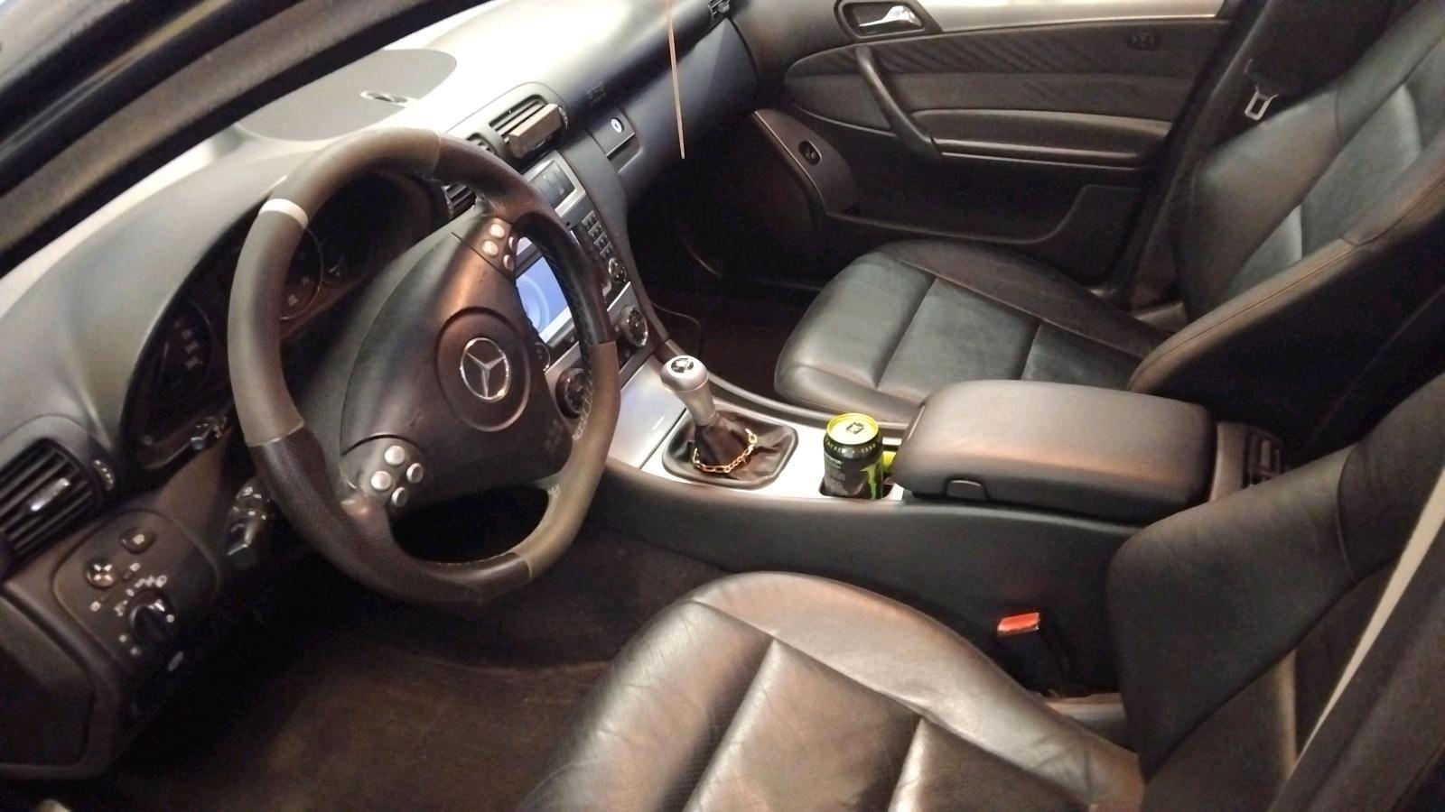 Mercedes-Benz C230 2004 — photo 6