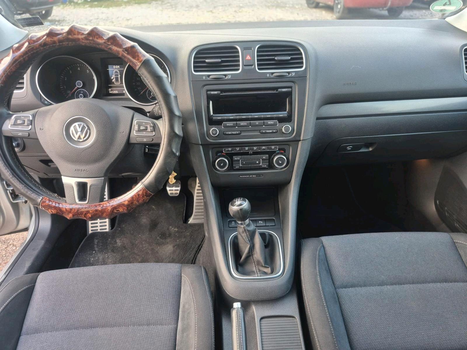 Volkswagen Golf 2011 — photo 9