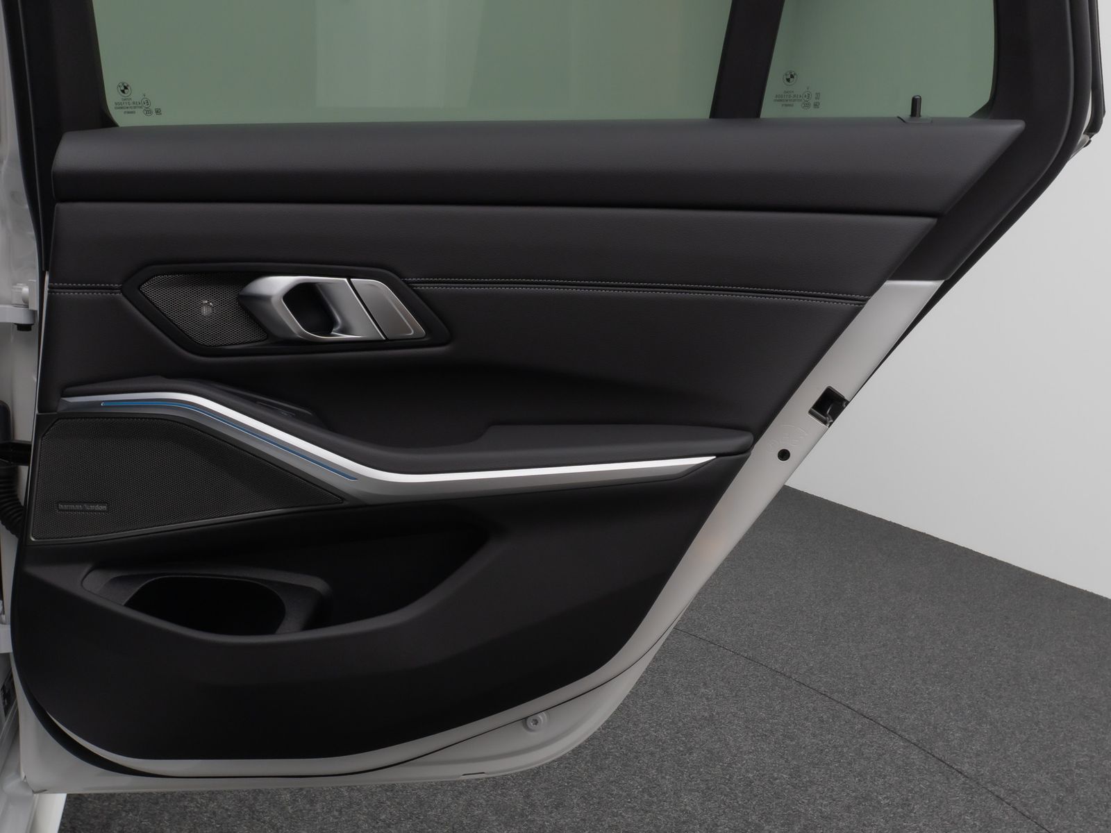 Fahrzeugabbildung BMW 320d M Sport Pro DAB H/K Fernlichtassist 19Zoll