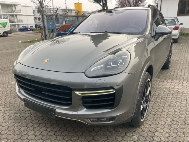 Porsche Cayenne Turbo/LED/8xALU/1.HD/S-HEFT/LUFT