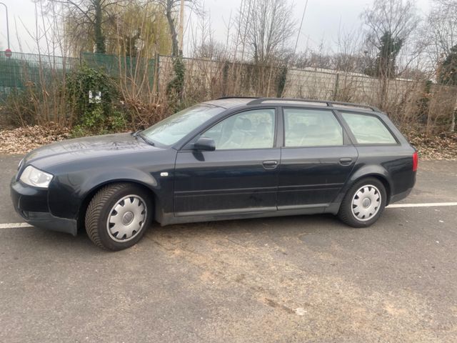 Audi A6 Avant 2.4