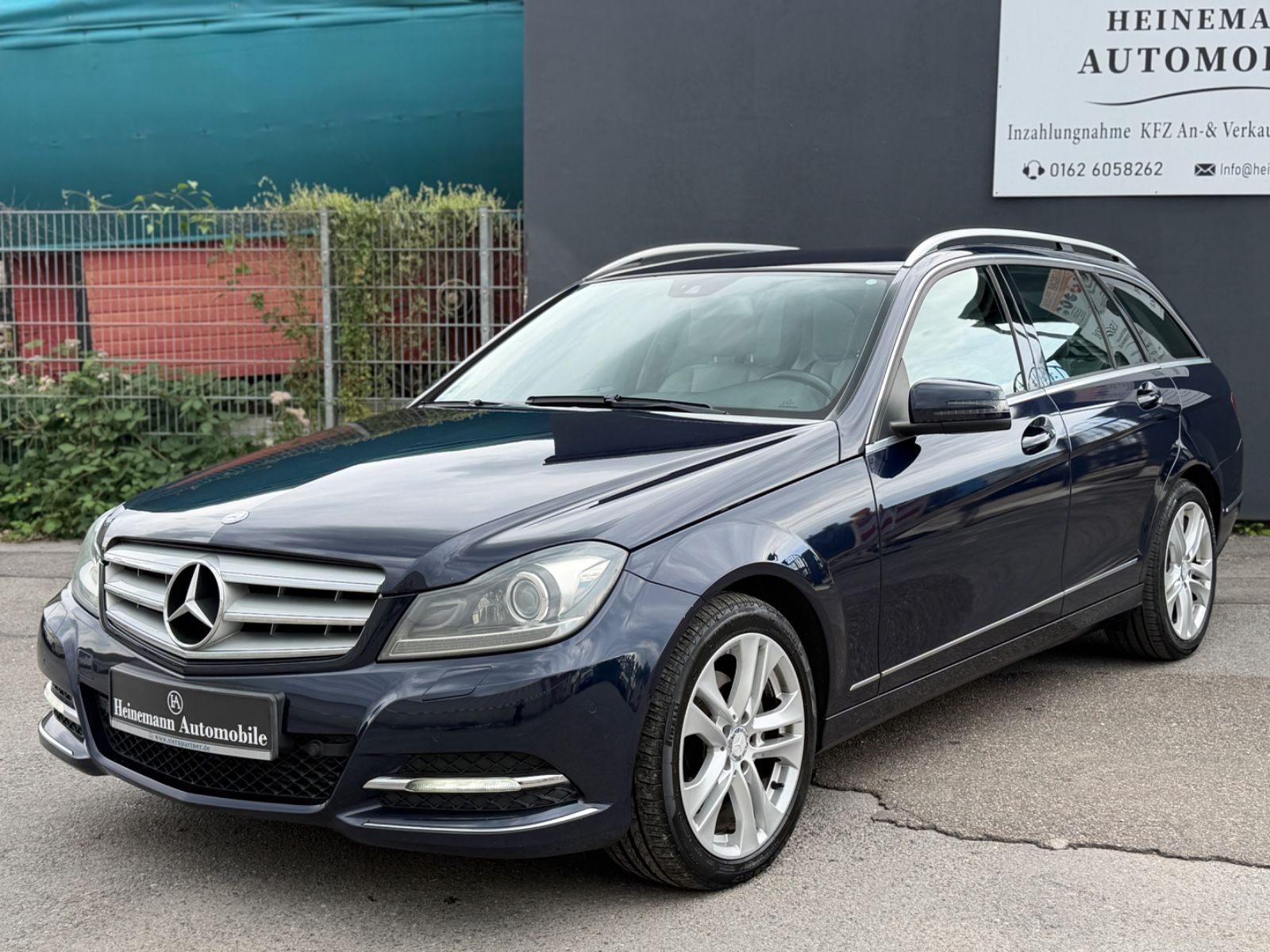 Mercedes-Benz C220 CDI Aut.Avantgarde *LED*XENON*NAVI*T-LEDER*