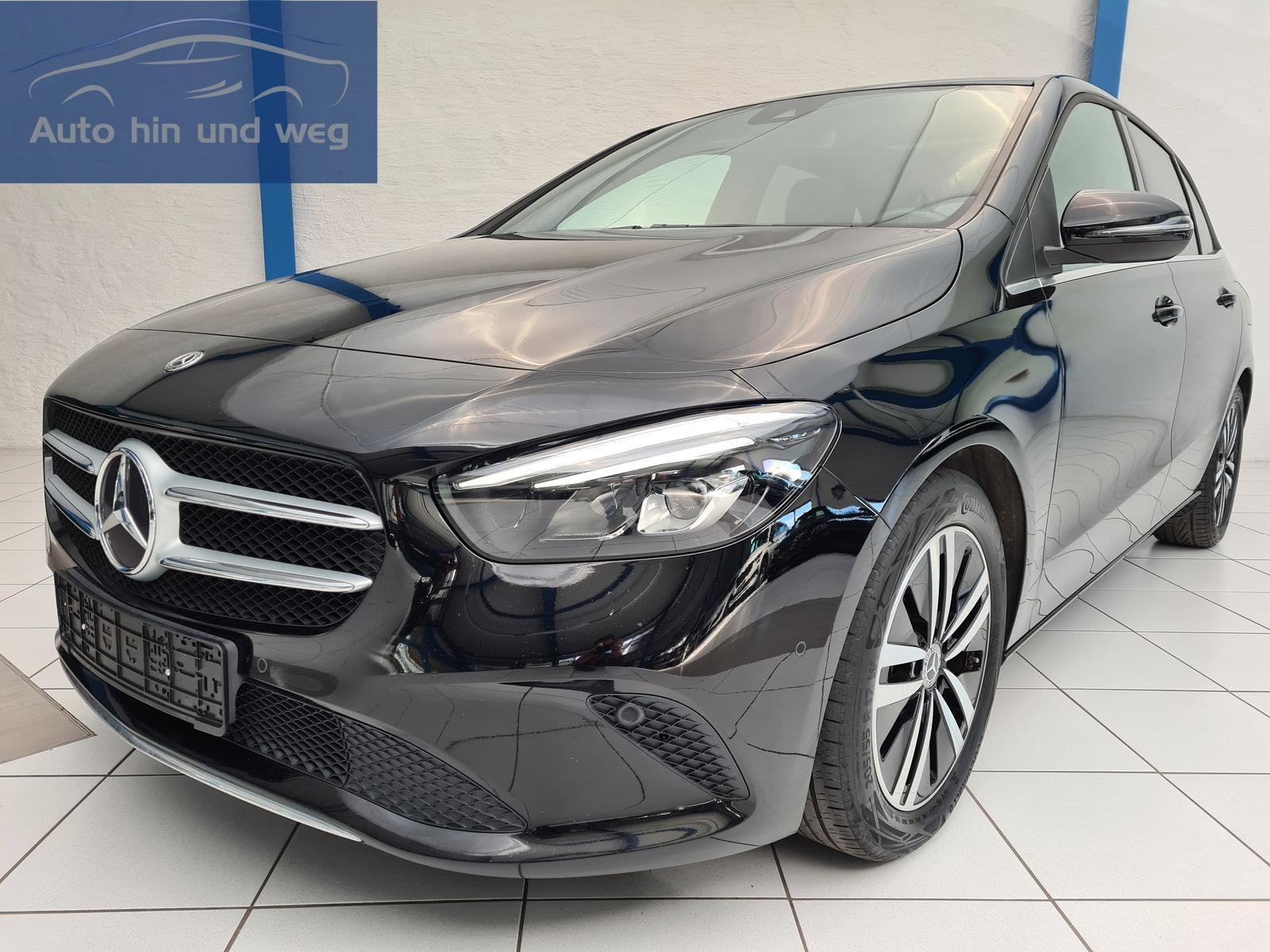 Mercedes-Benz B 220 4Matic Style | ACC | NAVI | AHK | PANO